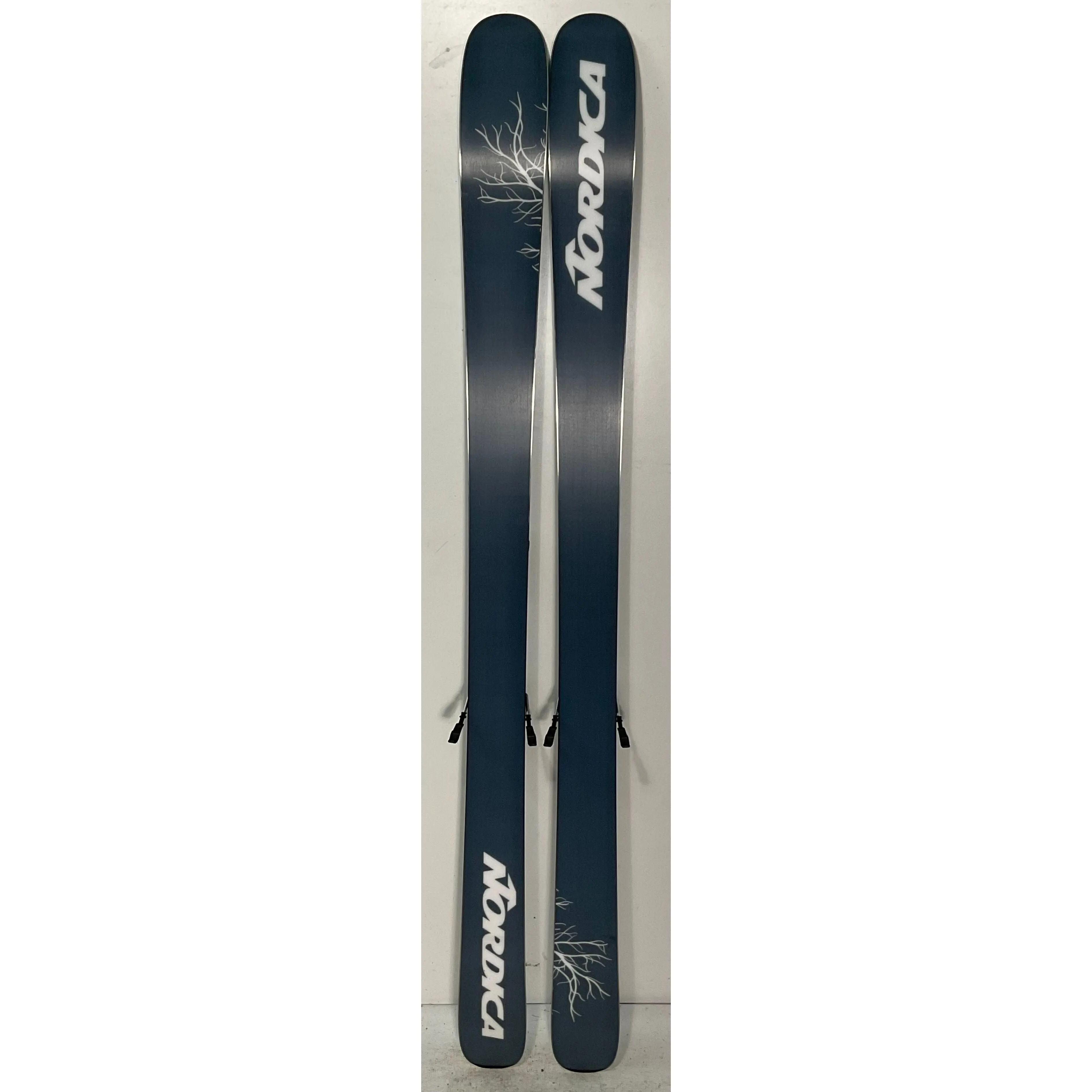 2024 Nordica Unleashed 90 168cm Women's Skis w/ Marker Bindings