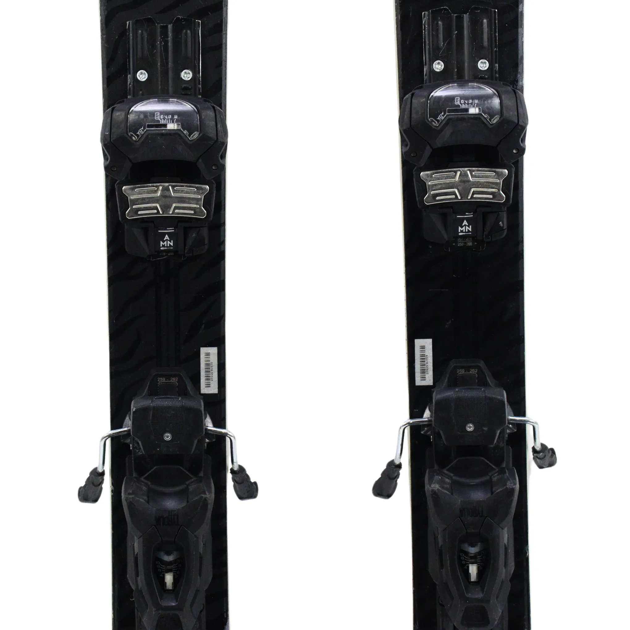 Elan Ripstick 94 Black Edition 154cm 2023   Attack 11MN Demo Bindings - USED