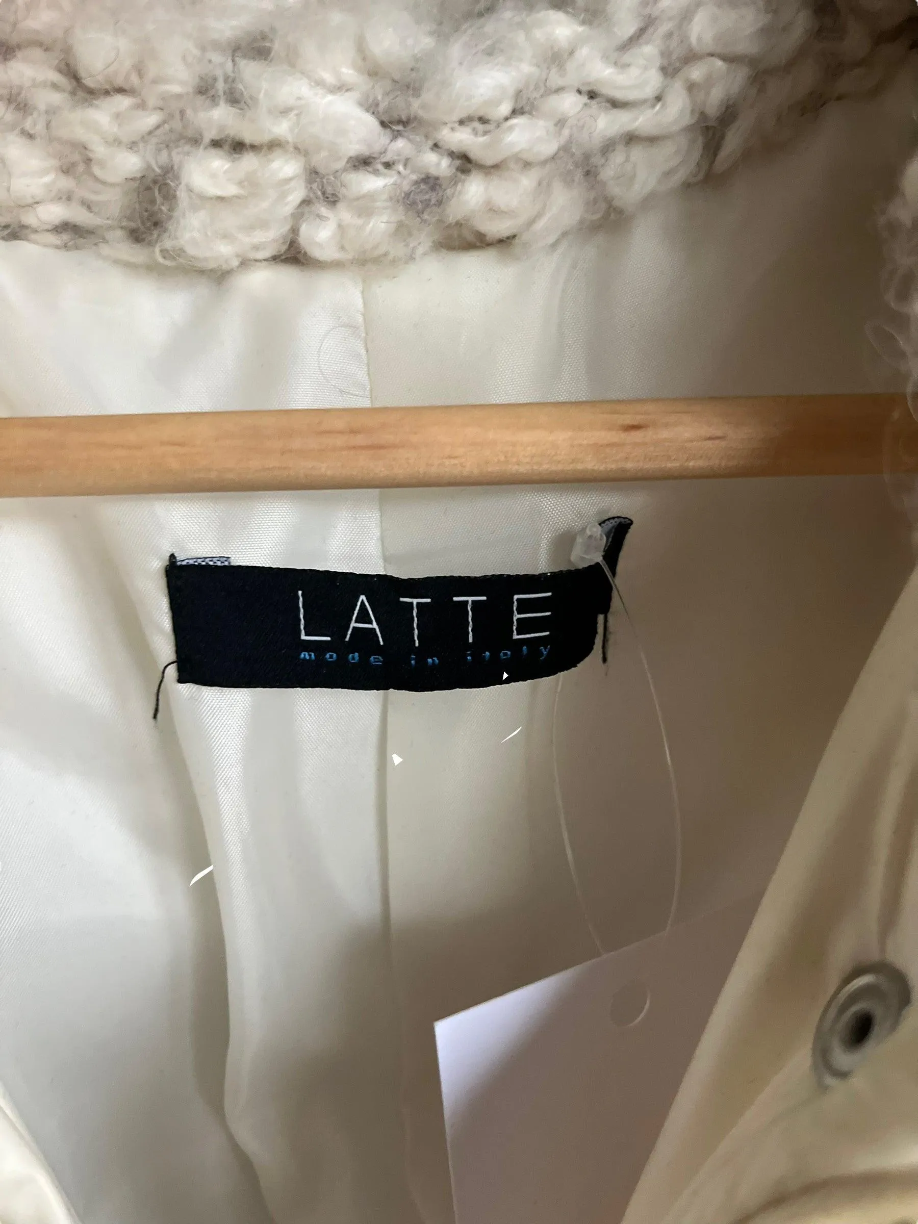 Latte Cream Puffer style Ski Jacket Uk Size 8