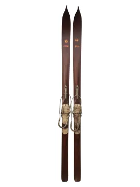 Paris Manufacturing Downhill Skis