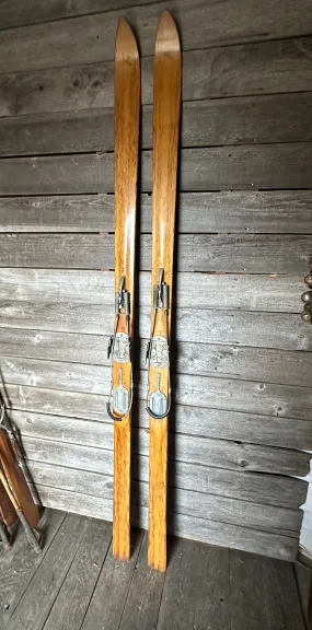 Vintage Groswold Skis