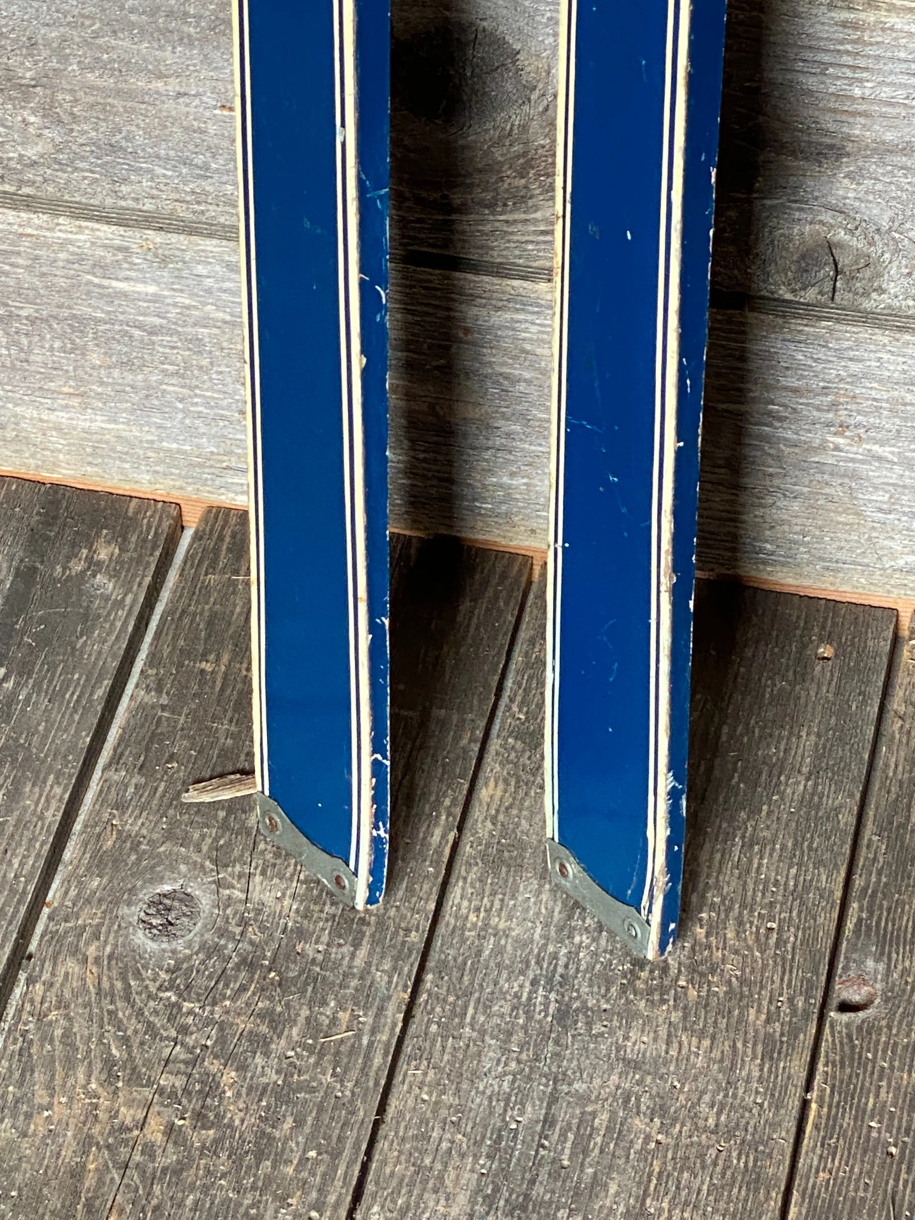 Vintage Junior Skis - Montrose Blue